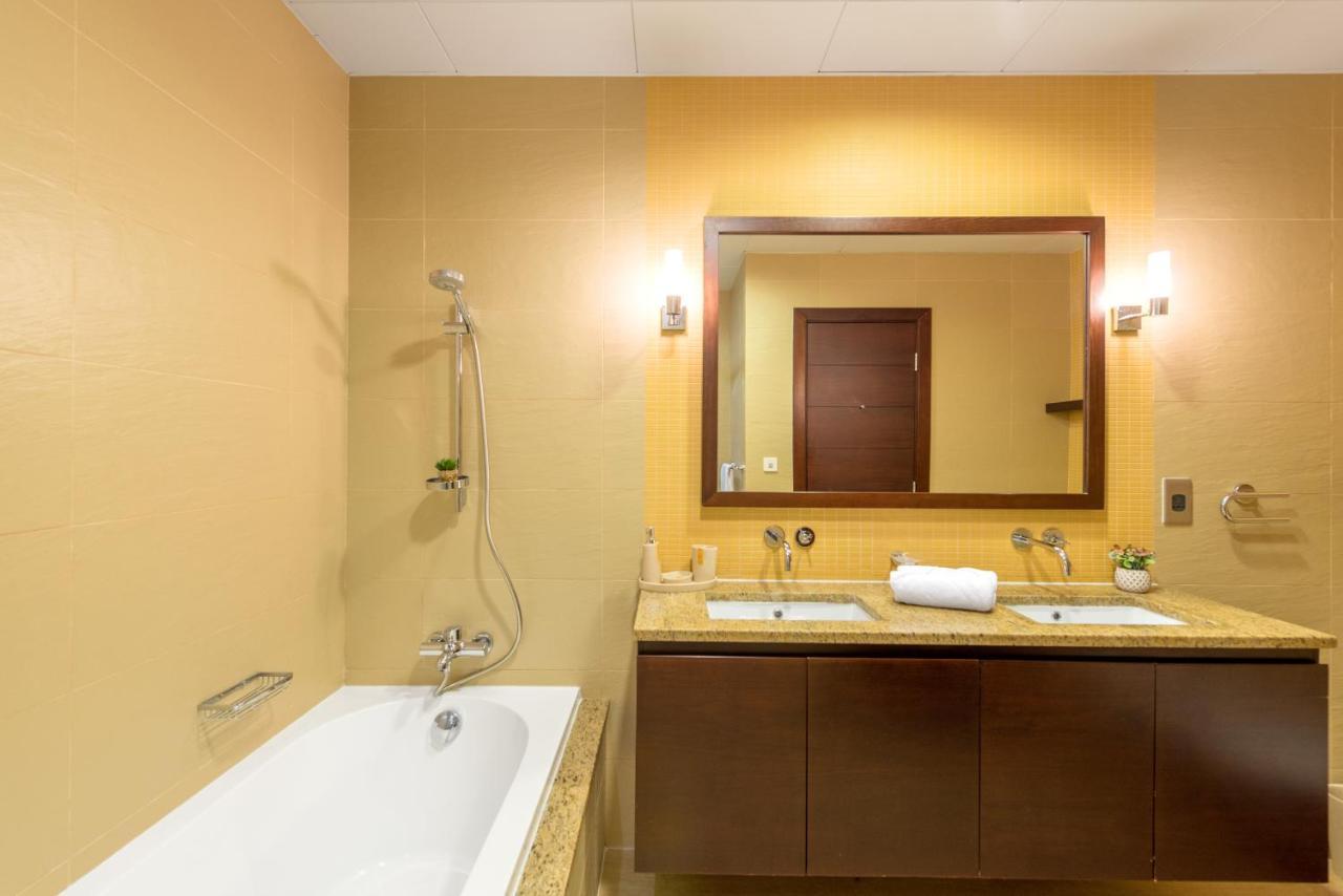 דובאי Tiara - Luxury Palm Jumeirah - Private Beach And Pool! מראה חיצוני תמונה